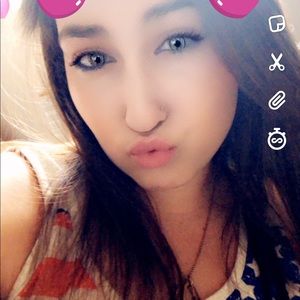 Meet your Posher, Jessica